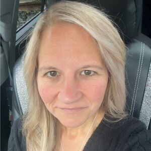 Meet your Posher, Sherilyn